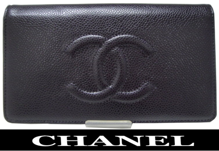 CHANEL 長財布レザ－(極美品)